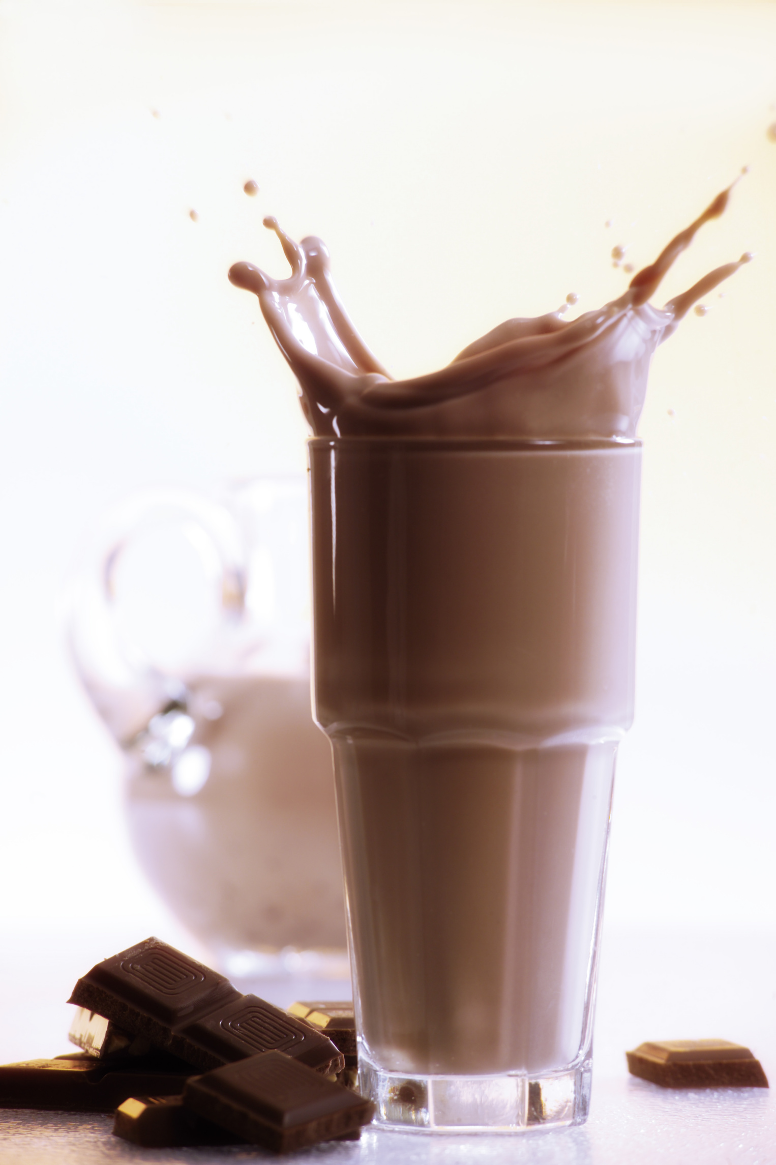 Glass Of Chocolate Milk Images Pictures Becuo