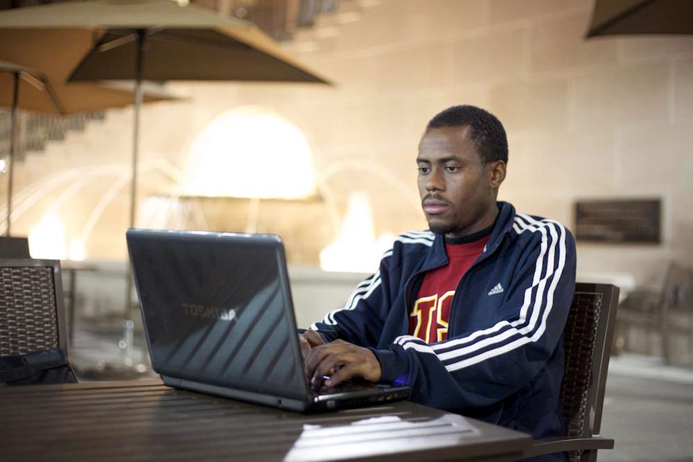 University continues to expand online classes | Daily Trojan