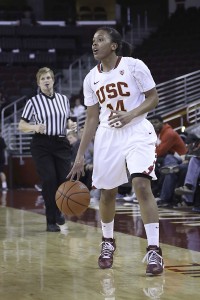 On fire · Sophomore guard Ariya Crook finished Thursday’s matchup with a team-high 21 points to go with five rebounds and four assists in USC’s 71-63 overtime loss against the No. 7 Cal Golden Bears.  - Chris Pham | Daily Trojan