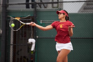 Stepping up · Junior co-captain Zoë Scandalis has moved into the top singles slot for the Women of Troy since her classmate Sabrina Santamaria injured her ACL. Scandalis is the nation’s 26th-ranked singles player. - Ralf Cheung | Daily Trojan 