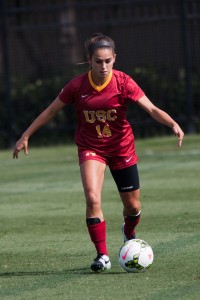 Setting the table · Junior midfielder Reilly Parker set up one of the Women of Troy’s two goals against Utah with a beautiful corner kick. - Brian Ji | Daily Trojan  