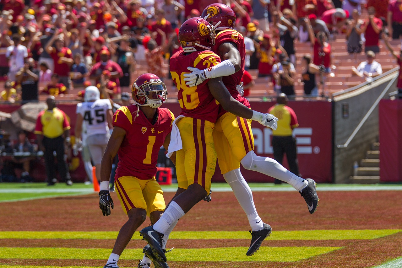 USC routs Utah State at home for first win of season | Daily Trojan
