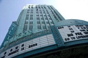High note · The Wiltern Theatre received its unique name from its location: the corner of Wilshire Boulevard and Western Avenue. Built in 1931, The Wiltern is a fine example of LA’s art-deco architecture. - Nathaniel Gonzalez | Daily Trojan 