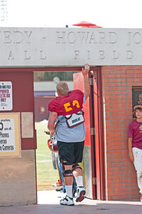 Not an ‘old man’ · Senior Jeff Byers will be practicing at Howard Jones Field for the sixth and final time this year. One of the oldest players on the team, Byers sets a good example on and off the field for his teammates. - Nathaniel Gonzalez | Daily Trojan 