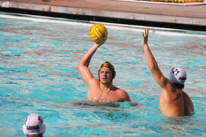 Sharing the ball · Senior two-meter Shea Buckner leads the Trojans in goals, but the USC men’s water polo team’s scoring is well distributed. - Katelynn Whitaker | Daily Trojan