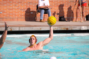 Keeping it close · Senior driver Justin Rappel led the USC men’s water polo team to another nailbiting win against Stanford last week. - Katelynn Whitaker | Daily Trojan