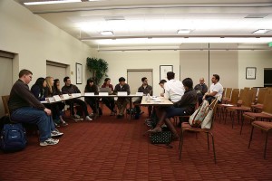 Deliberation · Undergraduate Student Government senators debate resolutions Tuesday night. The senate passed resolutions relating to transfer students’ GPA’s and a student representative on the tuition board. - Chris Pham | Daily Trojan