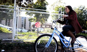 Security · Fences erected along the entrance on Jefferson Boulevard and Hoover Street caused cyclists and pedestrians to alter their routes.  - Ralf Cheung | Daily Trojan