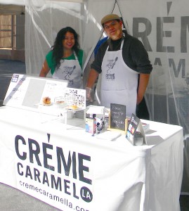 Sweet Tooth · Kristine de la Cruz (left) sets up shop at the Atwater Village Farmers Market. She sells homemade custards and bread pudding. - Elena Valeriote | Daily Trojan 