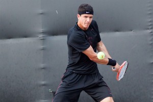 Leading the way · Junior Emilio Gomez was stellar in Monday’s match against Texas A&M, winning his set against Jeremy Efferding 6-0, 6-1.  The Trojans won all three doubles matches and all but one singles match. - Ralf Cheung | Daily Trojan 