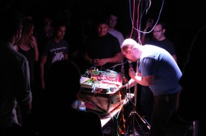 Electrofest · Students listen to Dan Deacon at KXSC Fest, which was held in the Ronald Tutor Campus Center Grand Ballroom. In past years, more than 2,500 students attended the annual festival held in Founder’s Park. - Razan Al Marzouqi | Daily Trojan 