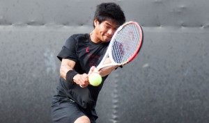 Making it look easy · Junior Ray Sarmiento (above) had no trouble taking down the Utah Utes’ Dmytro Mamedov, beating the senior 6-1, 6-1 in less than 70 minutes. The Trojans beat Utah by a final score of 5-2.  - Ralf Cheung | Daily Trojan 