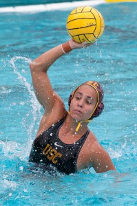 Lead the way · USC feshman driver Anni Espar tied for the lead on Friday with three goals in the team’s win over crosstown rival UCLA. - Ralf Cheung | Daily Trojan 