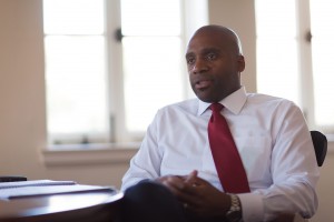 New start · Ainsley Carry sits down with the Daily Trojan’s Annalise Mantz to discuss his new position as vice provost of Student Affairs. The semester is Carry’s first, both as Vice Provost and at USC. - Ralf Cheung | Daily Trojan 