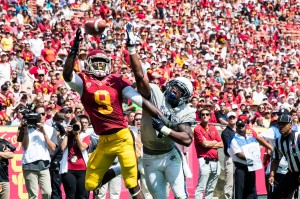 Tough going · USC junior wide receiver Marqise Lee and the rest of the Trojan offense have been unimpressive to start the season. Lee has 23 catches for 293 yards and one touchdown so far in 2013, well behind last year’s pace. - Ralf Cheung | Daily Trojan 