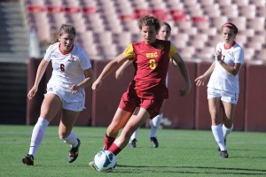 Finishing strong · Senior forward Elizabeth Eddy completed her illustrious career at USC by leading the Women of Troy in goals (5) this season. Eddy finishes her time at USC with 16 goals and nine assists. - Nick Entin | Daily Trojan 