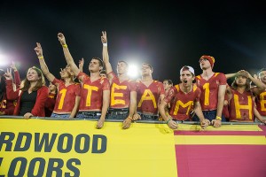 Welcome back · The atmosphere in the student section during USC’s dramatic 20-17 victory over Stanford helped signify USC’s success in the national spotlight and made Saturday’s 3 a.m. wake-up call a wise decision. — Ralf Cheung | Daily Trojan