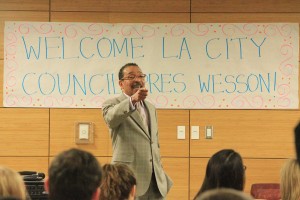 Los Angeles City Council President Herb Wesson speaks to students Tuesday in Marks Hall. — Ricardo Galvez | Daily Trojan