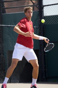 Back and forth · Junior Roberto Quiroz figures to play a key role in the Trojans’ push for their fifth national title in six seasons. - Ralf Cheung | Daily Trojan 