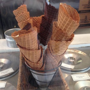 True test · Sweet Rose Creamery proves its worth with a scoop of its mouthwatering vanilla ice cream nestled in a handmade chocolate cone.  The newest Creamery is now open on Beverly Boulevard. - Danny Razzano | Daily Trojan 