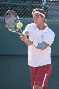 Doing his part · USC junior Roberto Quiroz earned Pac-12 Player of the Week honors for his undefeated play at the ITA National Team Indoors. - Ralf Cheung | Daily Trojan  