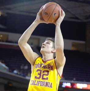 Lights out · Incoming sophomore Nikola Jovanovic played in all 32 games and averaged 8.0 ppg as a true freshman for the Trojans. - Ralf Cheung | Daily Trojan 