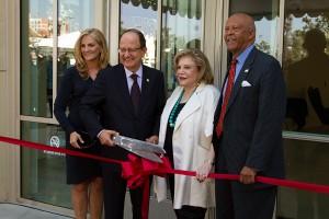 Making the cut · MSNBC anchor Alex Witt, far left, poses with President C.L. Max Nikias, Wallis Annenberg, and Dean Ernest Wilson III of the Annenberg School for Communication and Journalism. - Tucker McWhirter | Daily Trojan 