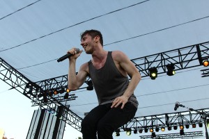 Déjà vu · New Politics played at USC just six months ago at Springfest. Since then, they’ve become better known because of their single “Harlem.” - Razan Al Marzouqi | Daily Trojan 