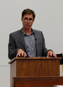 In character · Actor Eric McCormack, of the television show Perception, spoke about his experiences portraying a doctor with a mental illness. - Jessica Magana | Daily Trojan 