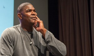 Keys to success  · Keyshawn Johnson, who played for the Trojans for two seasons and in the NFL for 11, spoke about his experiences in a wide variety of fields, including the restaurant business and real estate. - Ralf Cheung | Daily Trojan 