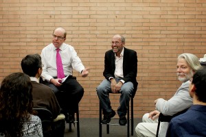 Red state, blue state · Professor Bob Shrum (left) and The New York Time’s Adam Nagourney (right) speak about the election on campus.  - Christine Yoo | Daily Trojan 