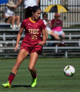 Coming in clutch · Junior forward Katie Johnson provided the go-ahead goal in Sunday’s win over Washington State with 38 seconds remaining. - Brian Ji | Daily Trojan 