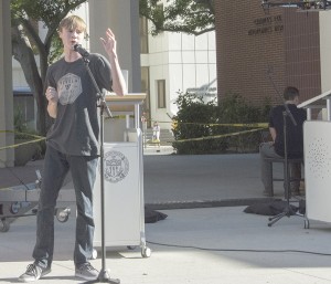 High flying · Harris Christiansen, a freshman at Purdue University, presents the iDrone at HackSC, which was held at USC this weekend.  - Mariya Dondonyan | Daily Trojan 