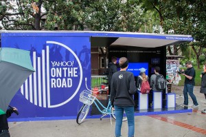 Fancy · Special Events Committee and Yahoo! set up booths for students to try new Yahoo! and Verizon wireless products as well as get giveaways.  - Mariya Dondonyan | Daily Trojan 