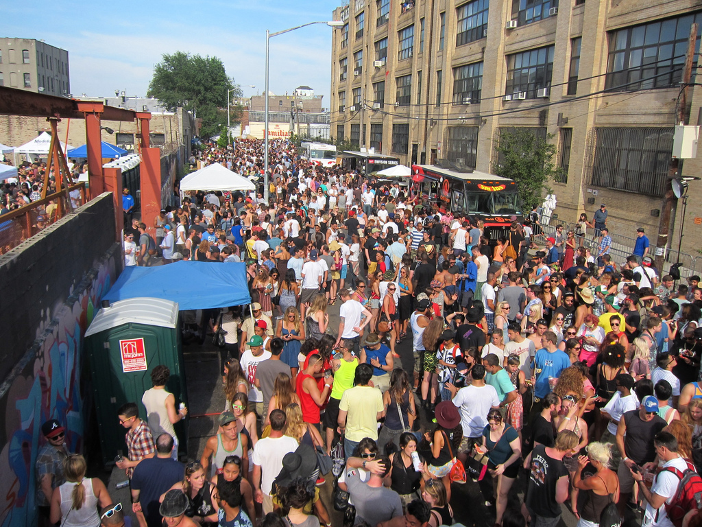 Heat waveinspired Innercity block party playlist Daily Trojan