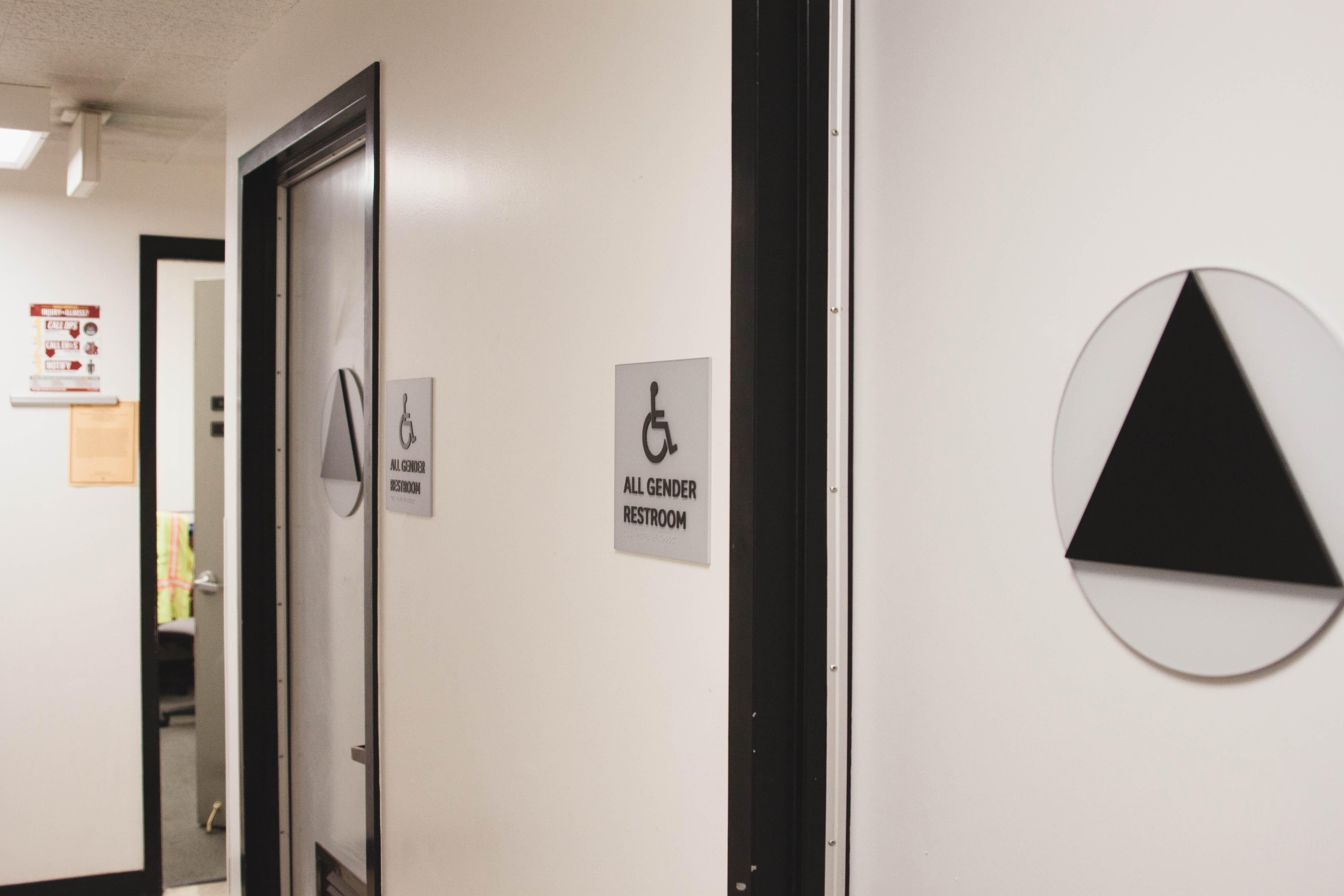 Gender-neutral bathrooms to be expanded at USC | Daily Trojan