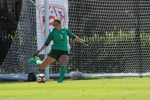 Julia Erickson | Daily Trojan Shutting it down · Redshirt senior goalkeeper Sammy Jo Prudhomme recorded her eighth shutout of the season in Saturday’s 2-0 win over ASU.