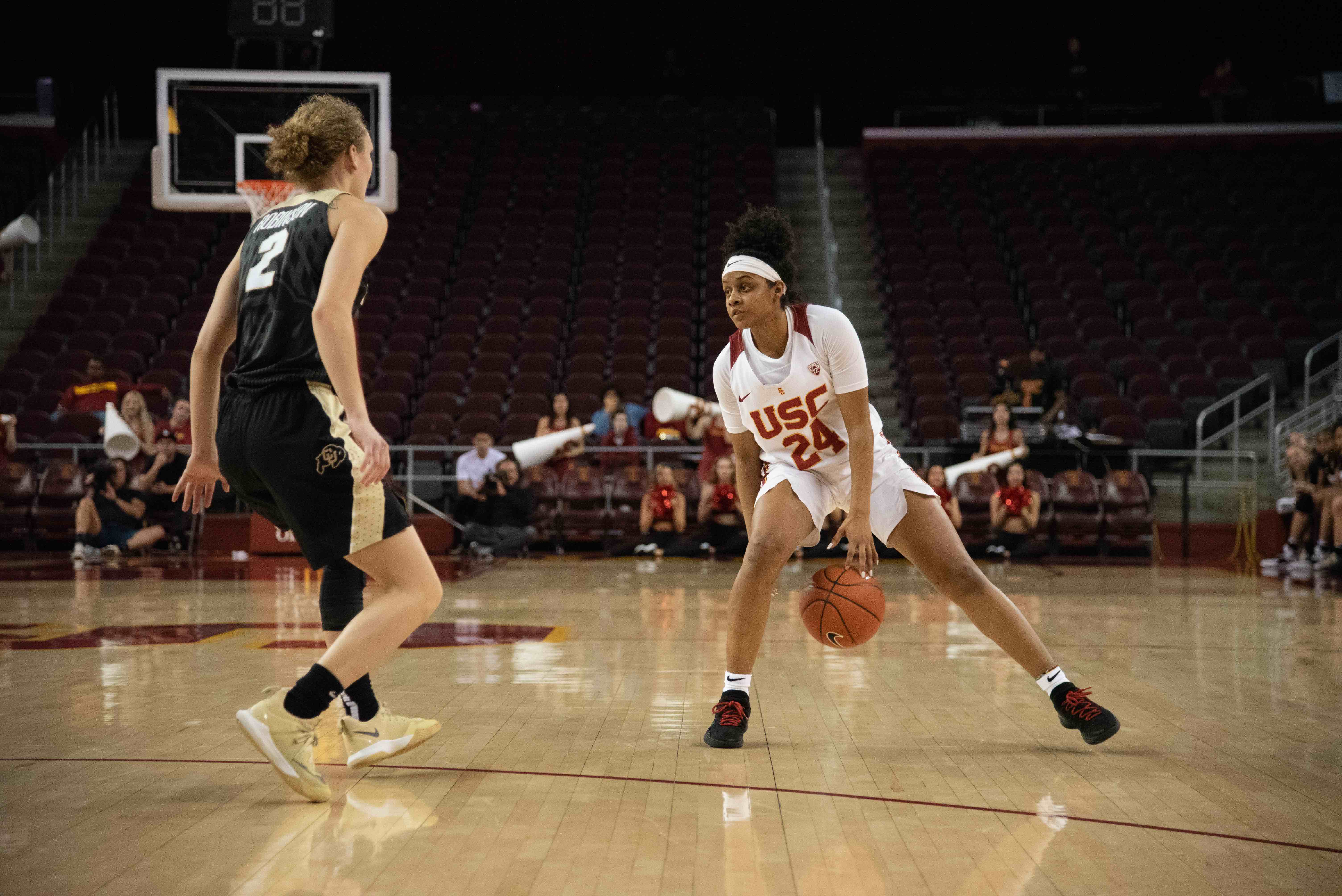 Women’s basketball shows off in debut Daily Trojan