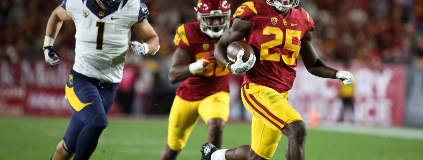 Ronald Jones takes a carry against Cal.