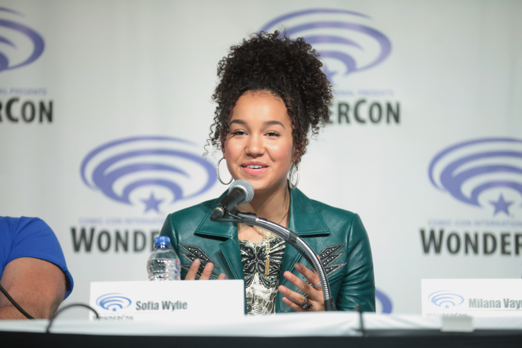 Photo of Sofia Wylie at WonderCon in 2019.