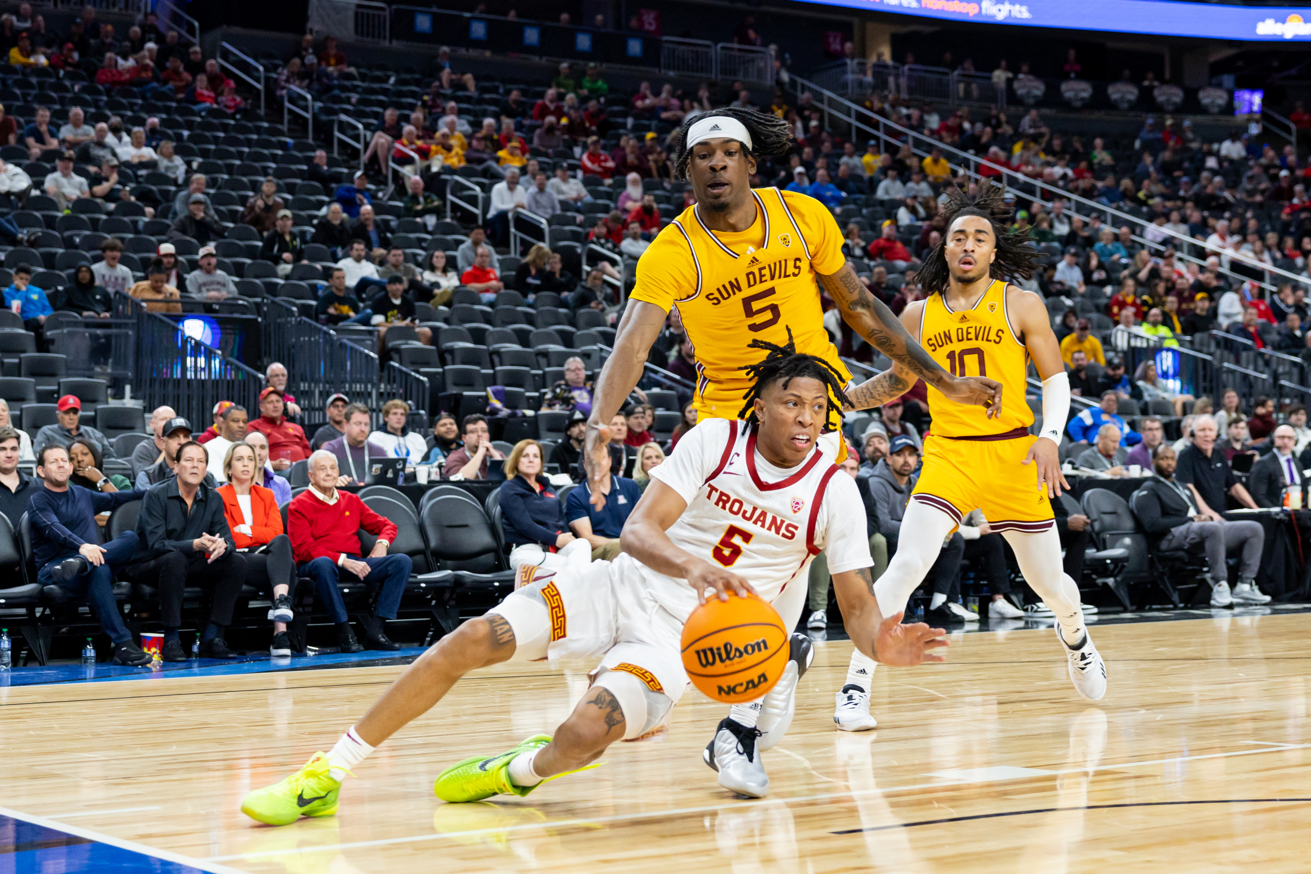 March Madness: 15 most iconic buzzer-beaters in NCAA Tournament history