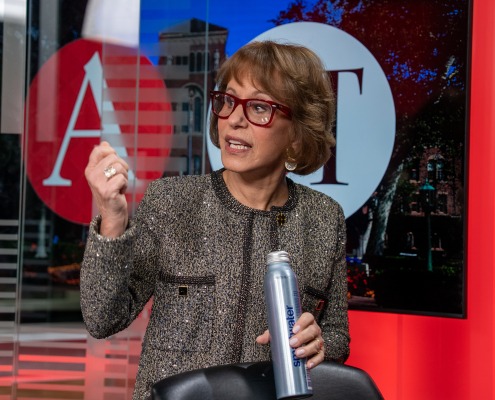 In her recent interview with Annenberg Media and Daily Trojan, President Folt spoke in defense of the gates around campus.