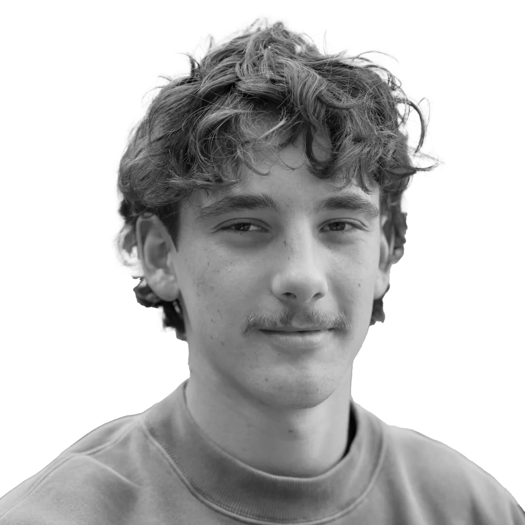 Sports Editor Sean Campbell headshot.