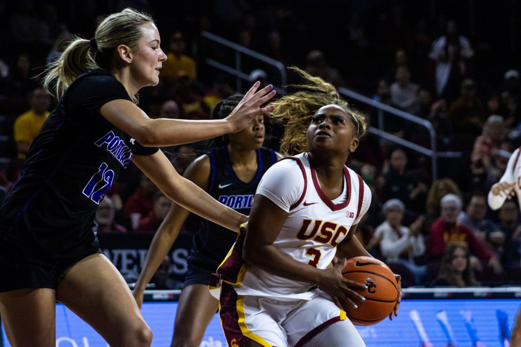 Senior guard Londynn Jones goes up for a shot.