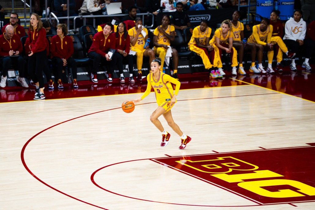 2025_11_28_Women's Basketball vs. Pepperdine (Braden Dawson)-9 Freshman guard Jazzy Davidson dribbles down the court