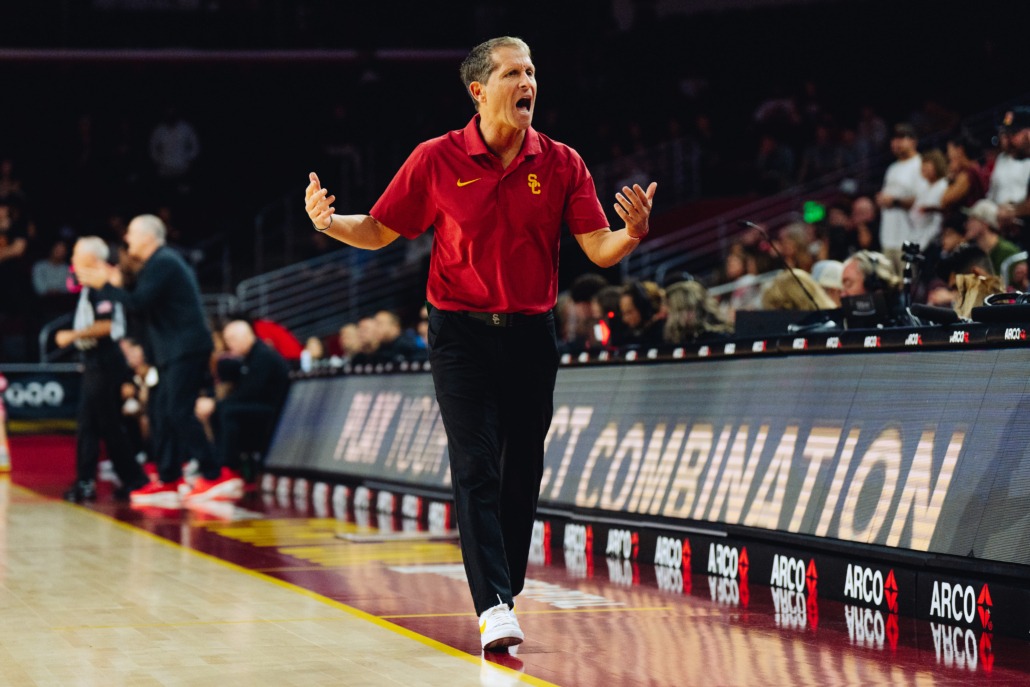 Eric Musselman shows frustration