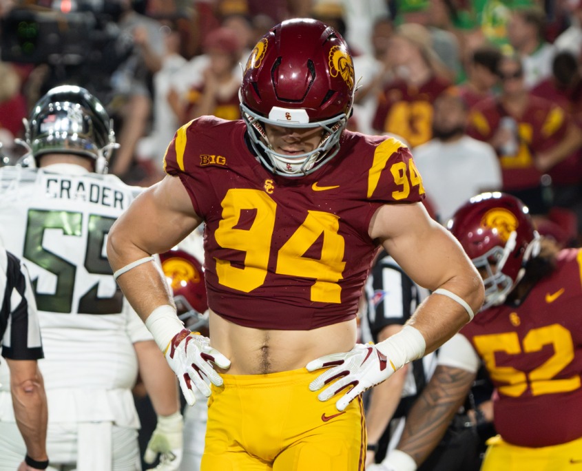 Luke Wafle hangs his head in defeat vs Oregon.